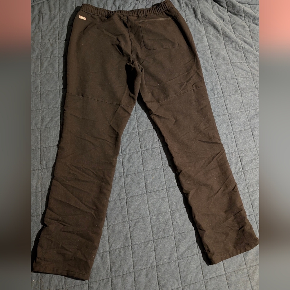 FIGS black scrub set - image 5